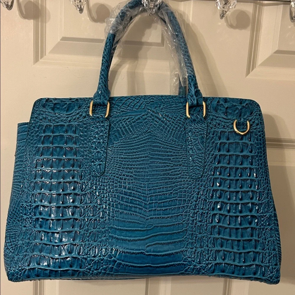 NWT Elegant Teal Blue Faux Crocodile-Embossed Women's Handbag - Picture 3 of 5